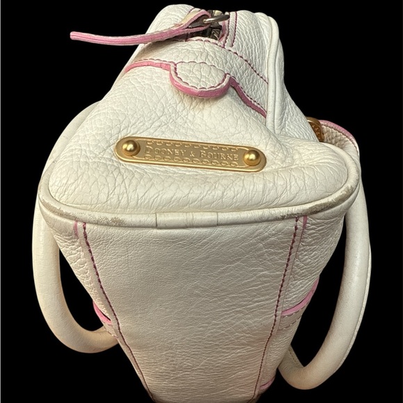 Dooney & Bourke Marchesa Cream Pebbled Arnella Leather Pink Piping Handbag - Picture 6 of 9